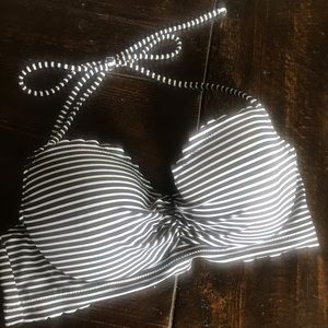 Victoria’s Secret bikini top